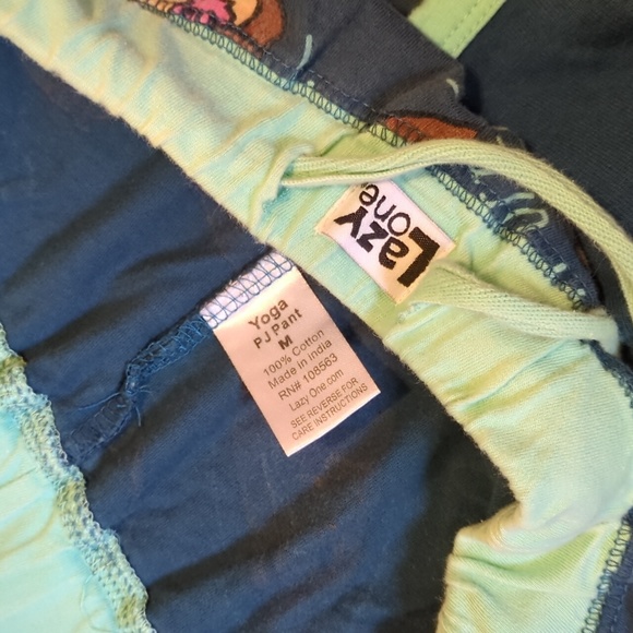 Matching Mommy and Me Otter PJ Pants and 12M Onesie - Picture 7 of 7